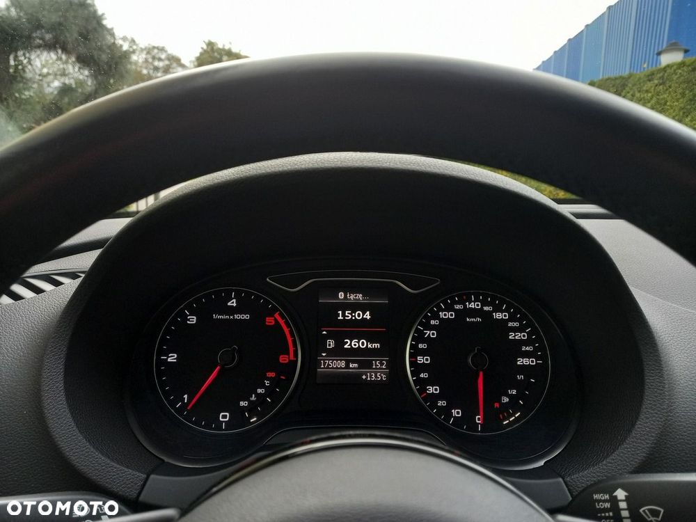 Audi A3 Sportback 1.6 TDI DPF S line Sportpaket - 31