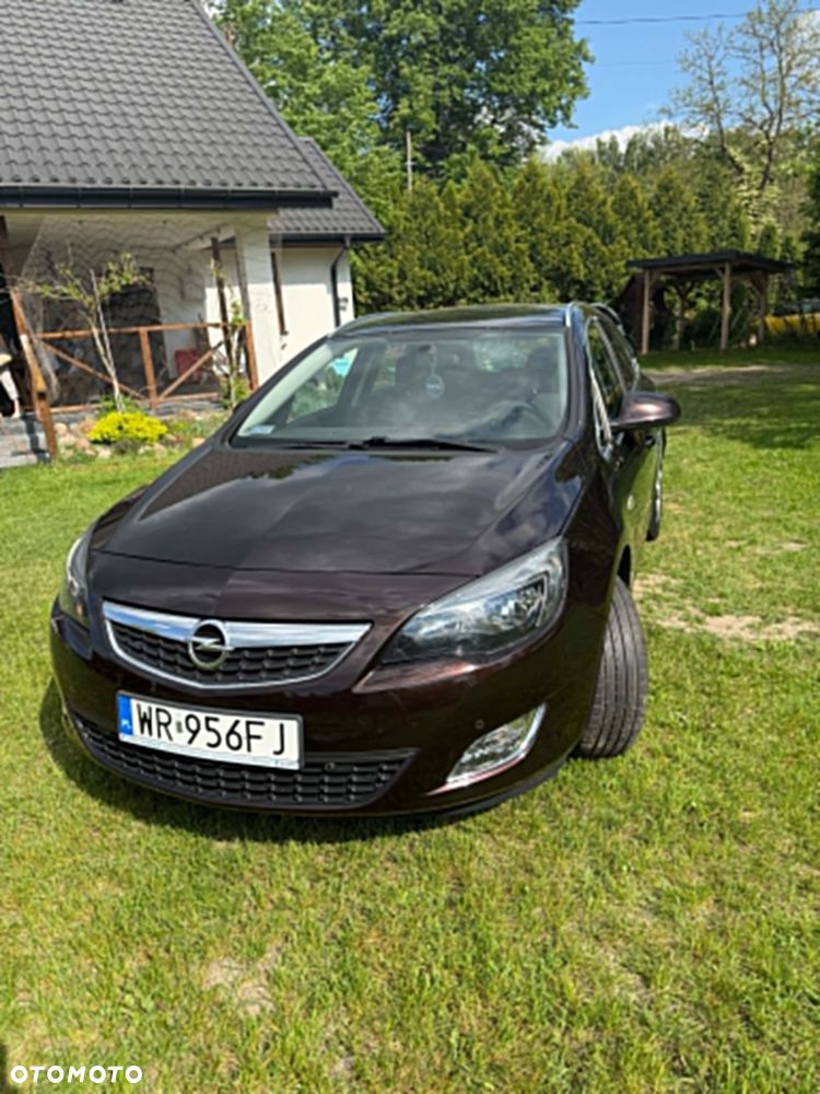 Opel Astra 1.4 T Cosmo - 1
