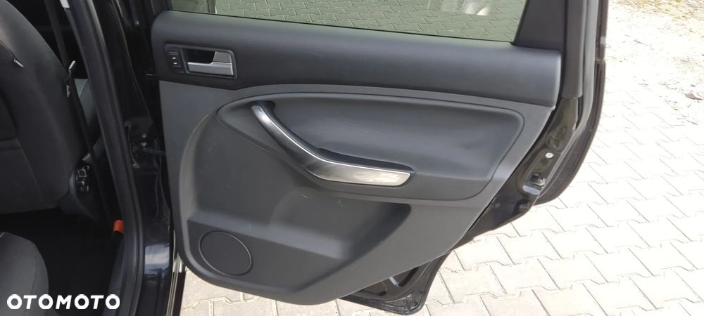 Ford C-MAX 1.6 Style - 25