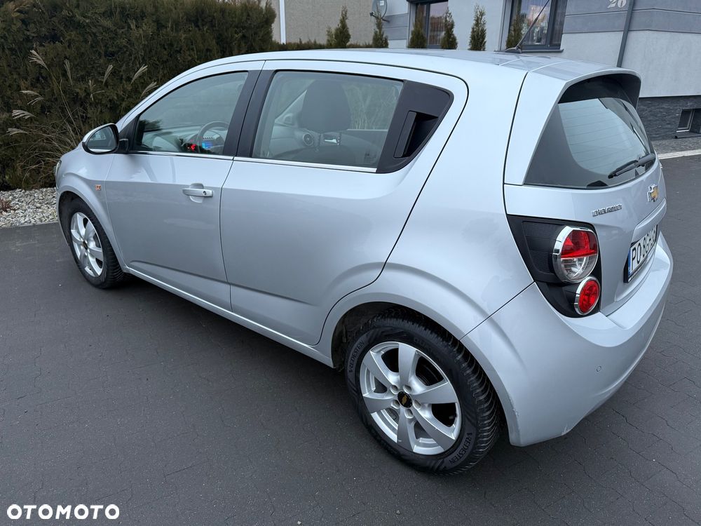 Chevrolet Aveo 1.6 LTZ S/S - 4