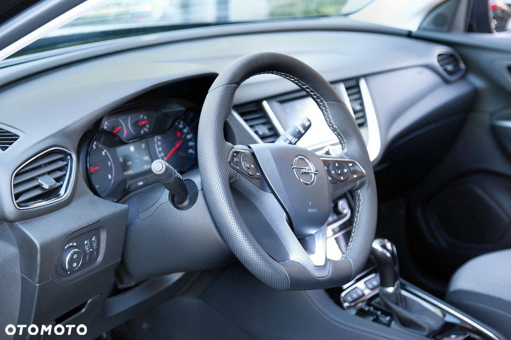 Opel Grandland X 1.2 Start/Stop Automatik INNOVATION - 16