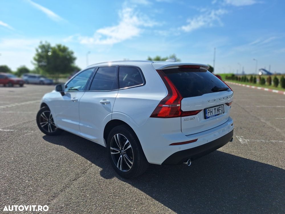 Volvo XC 60 D4 Momentum Pro - 3