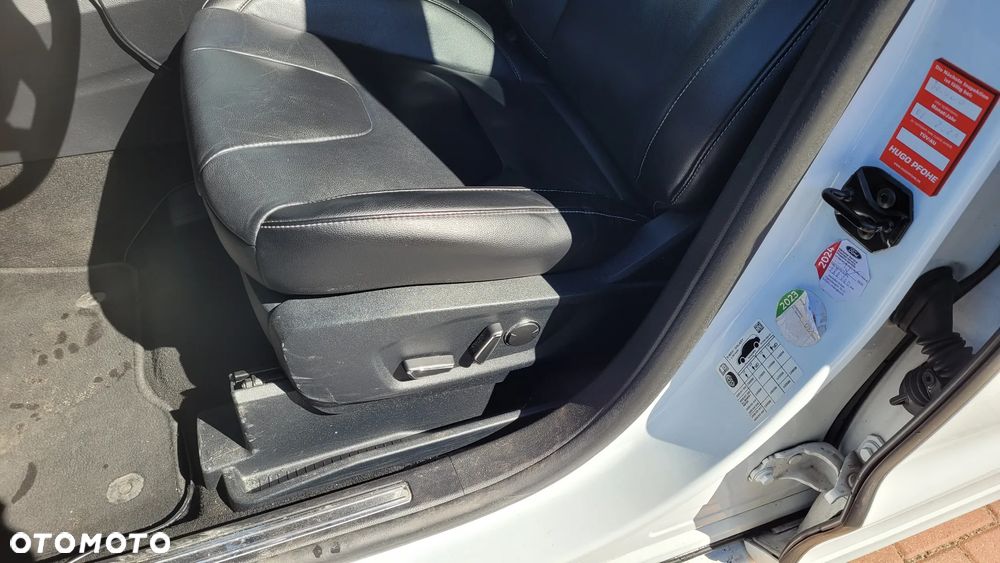 Ford S-Max 2.0 EcoBlue Titanium - 12