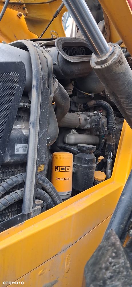 JCB JCB 4CX PLUS 2022r 790 mth 315 000 netto FV - 9