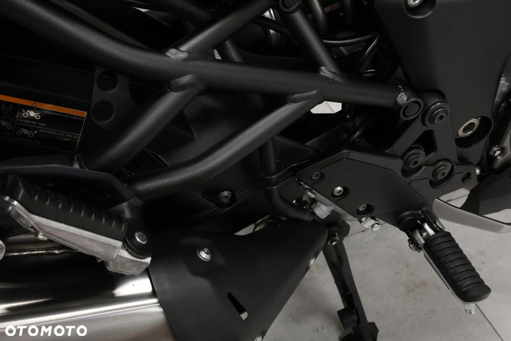 Kawasaki Versys 1000 - 25