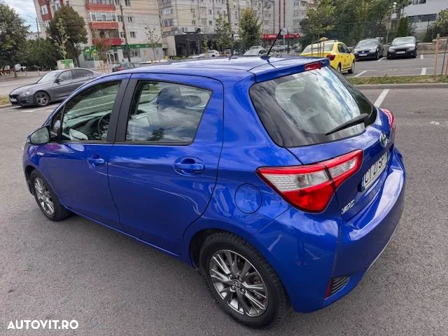 Toyota Yaris 1.5 VVT-i HSD Luna - 16