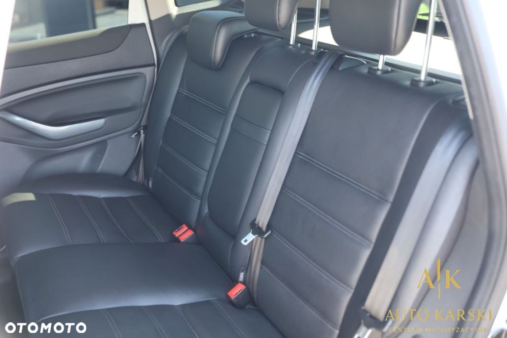 Ford Kuga - 31
