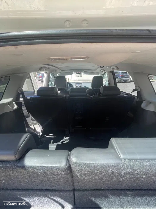 Nissan Qashqai +2 - 4