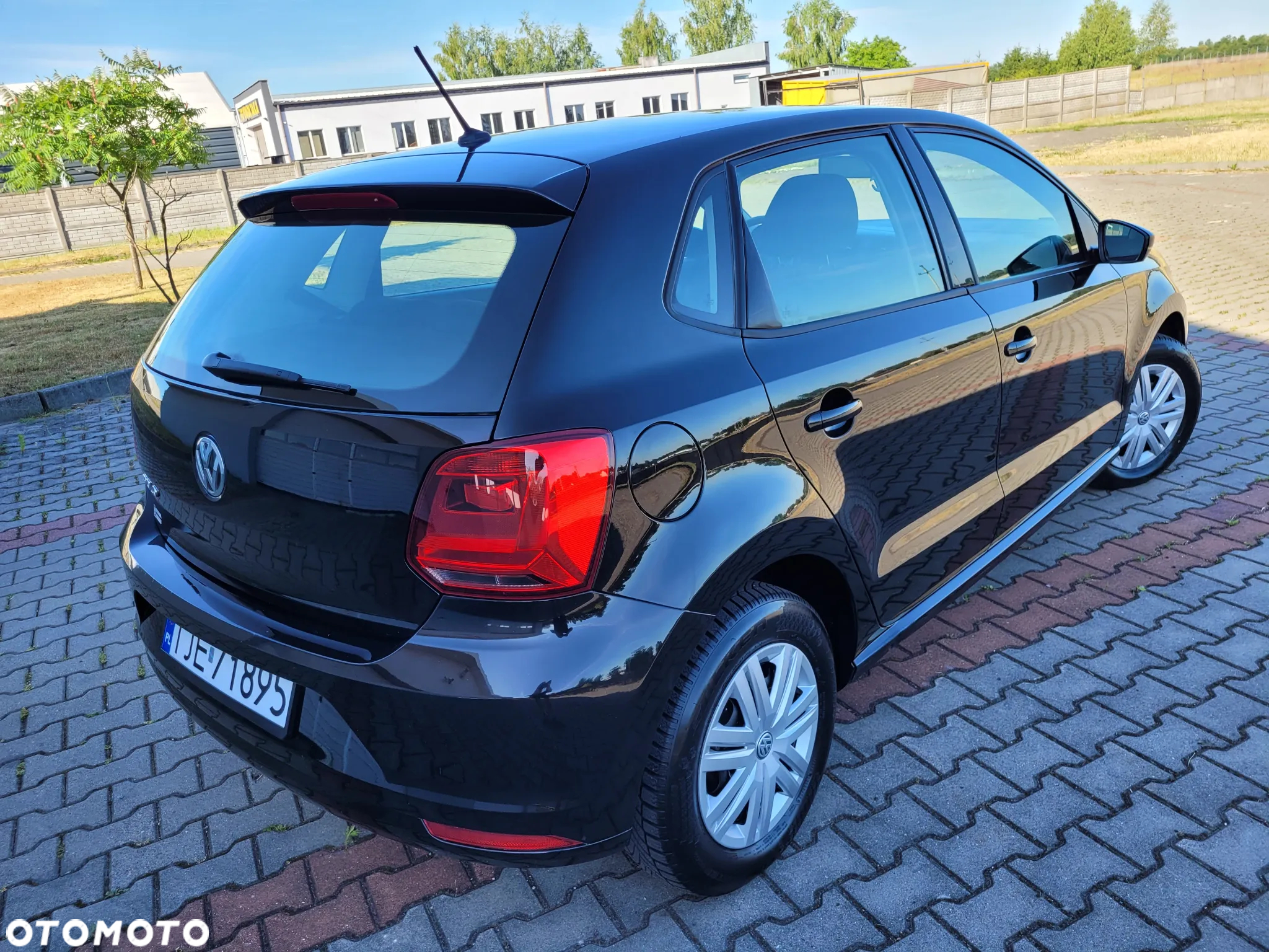 Volkswagen Polo 1.0 (Blue Motion Technology) Comfortline - 10