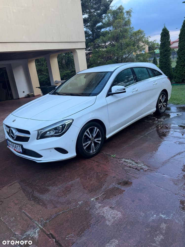 Mercedes-Benz CLA 180 UrbanStyle Edition - 15
