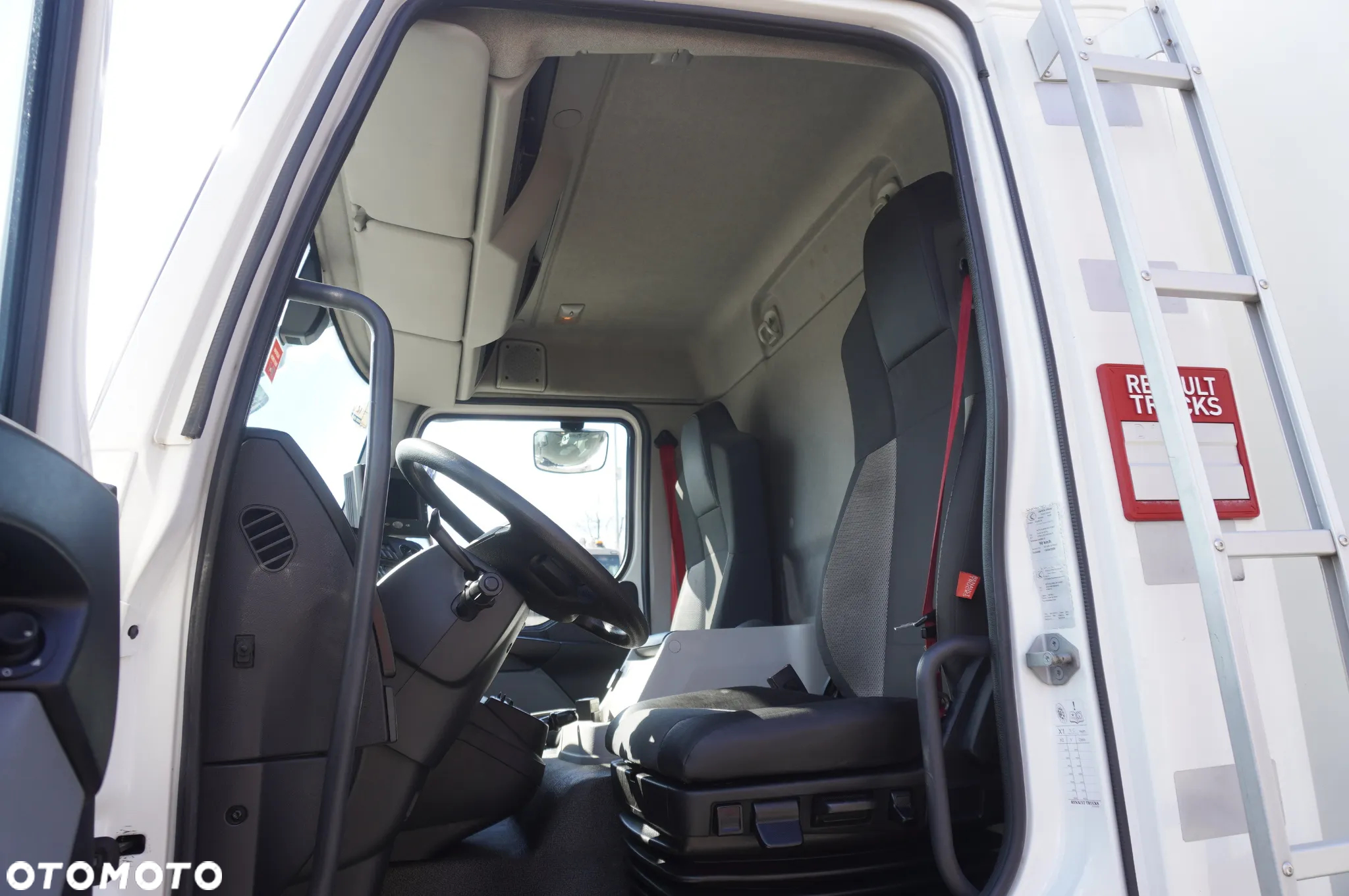 Renault D12.240 / Lamberet / Winda Dhollandia 1500 kg / 130 tys.km !! - 20