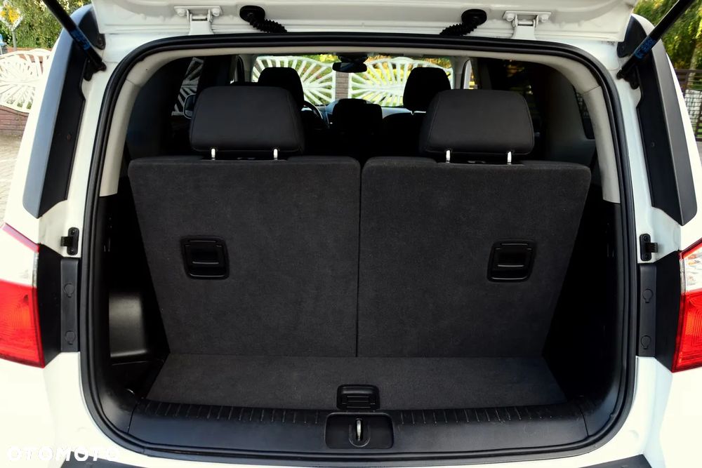 Chevrolet Orlando - 16