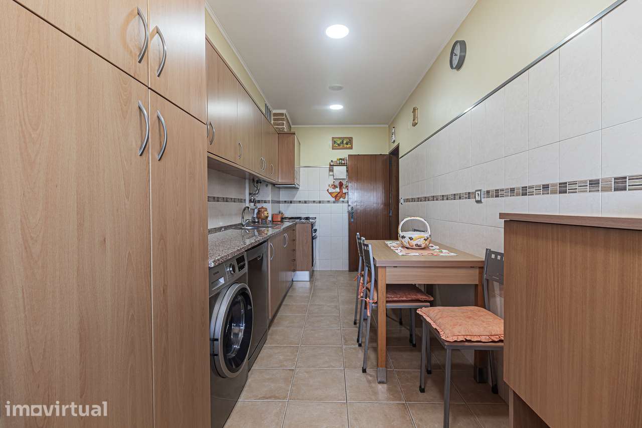 Apartamento T2 em Amora - Cruz de Pau - Grande imagem: 3/32