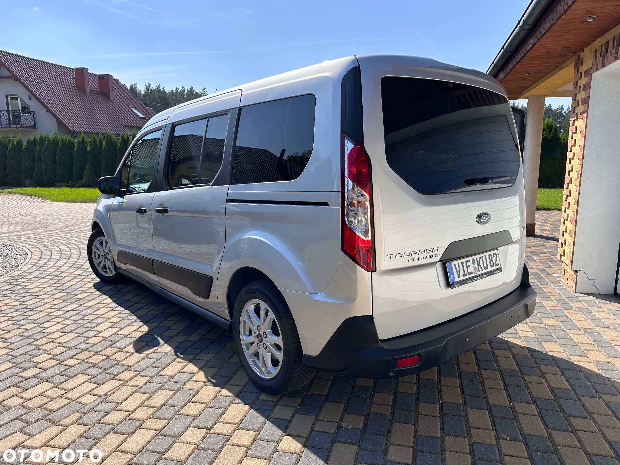 Ford Tourneo Connect Grand - 5