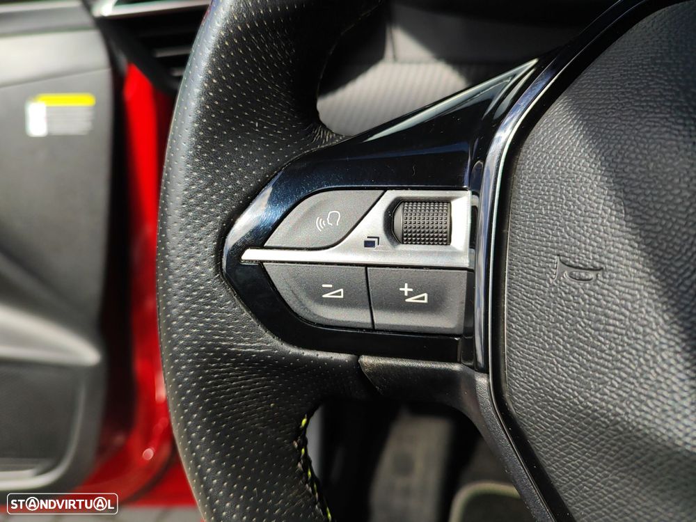 Peugeot e-208 50 kWh GT Line - 18