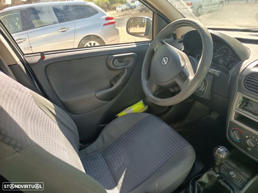 Opel Corsa 1.2 16V Confort - 5