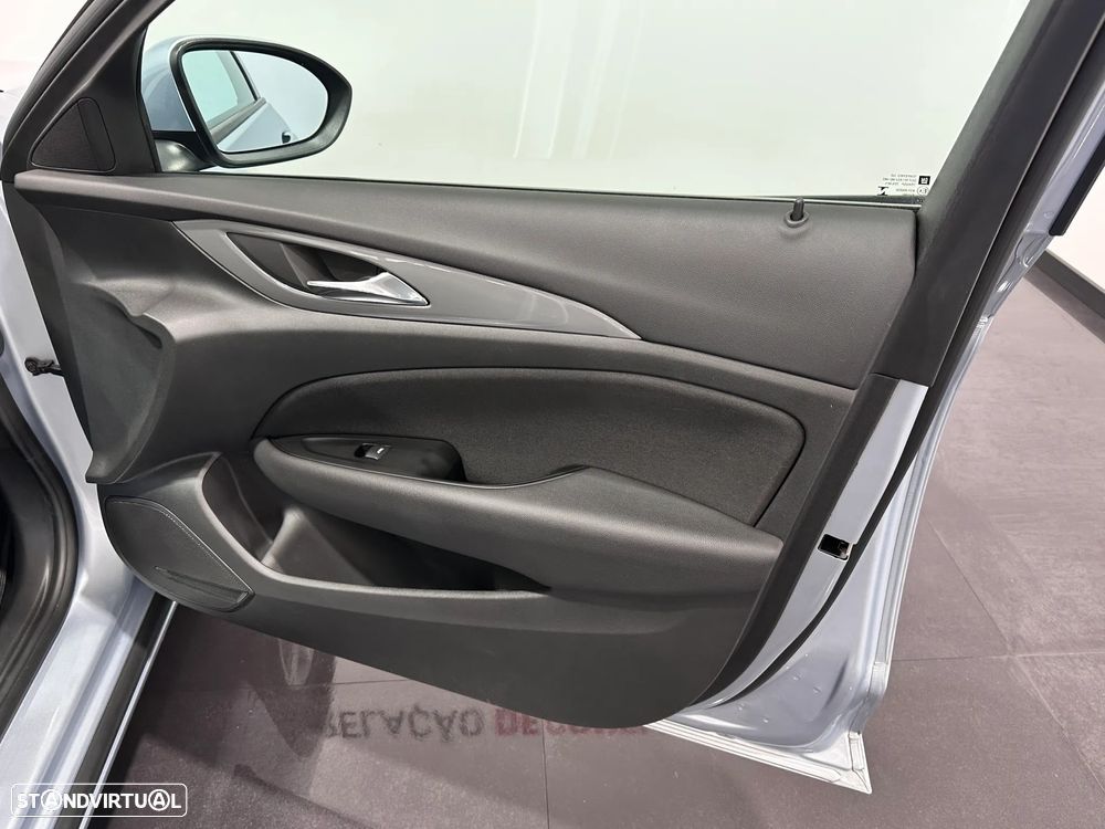 Opel Insignia Sports Tourer 1.5 D Business Edition - 37