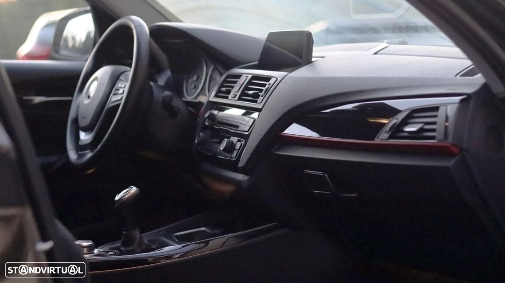 BMW 116 d Line Sport - 9