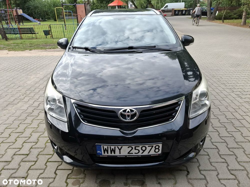 Toyota Avensis 1.8 Business Edition - 2