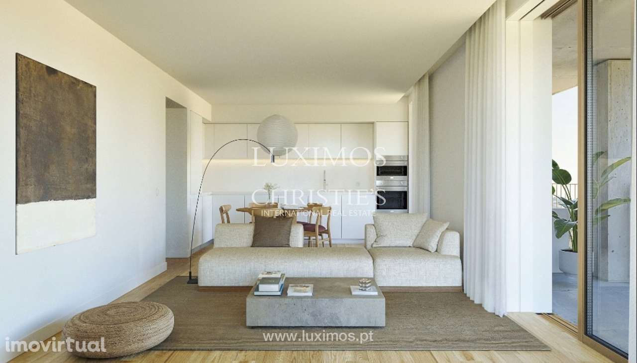 Fernão Magalhães 127: Apartamento T1 à venda no centro do Porto - Grande imagem: 4/22