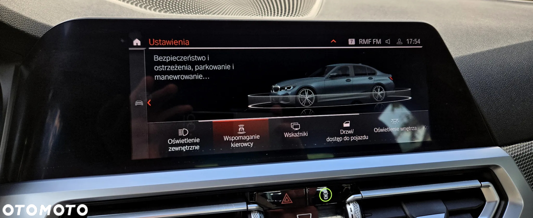 BMW Seria 3 330i M Sport - 31