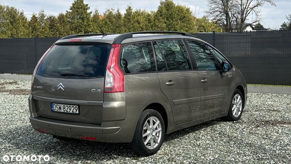 Citroën C4 Grand Picasso 1.8 16V Advance - 8