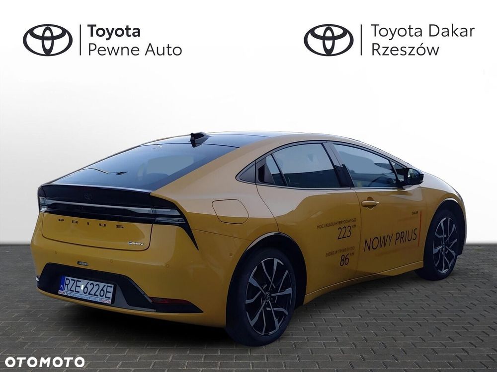 Toyota Prius - 5