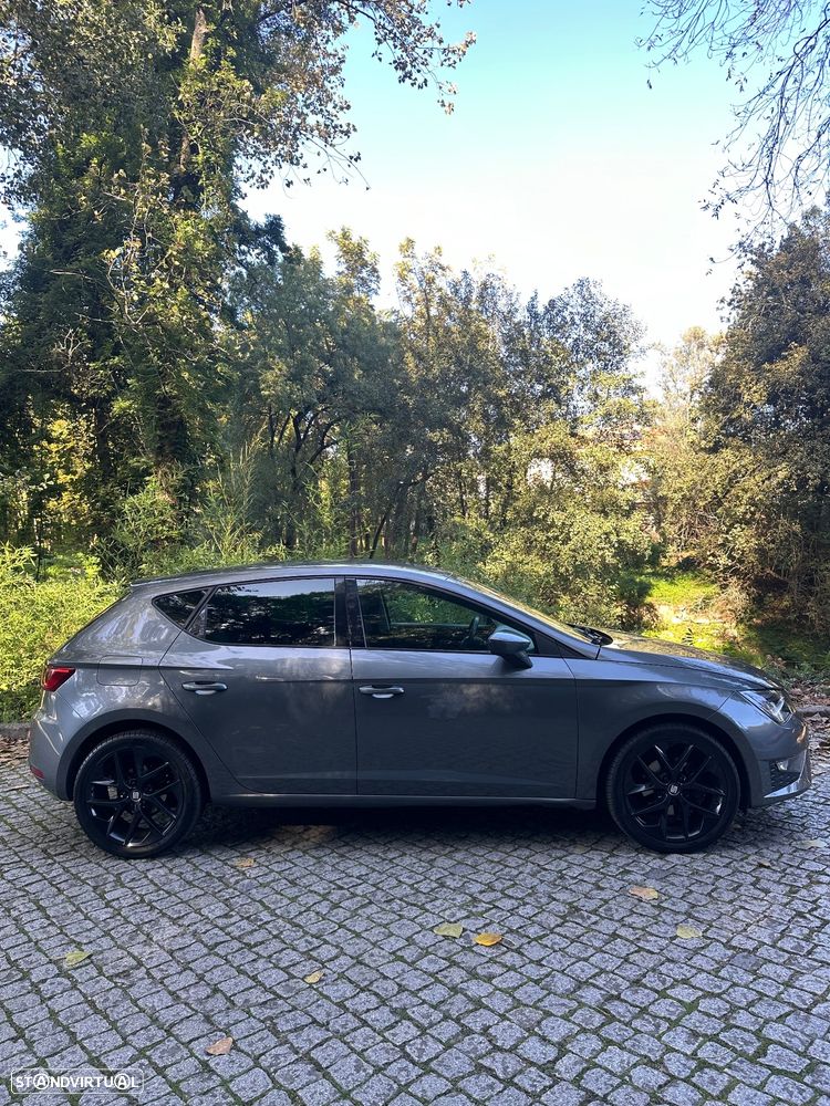 SEAT Leon 2.0 TDI DPF FR - 13