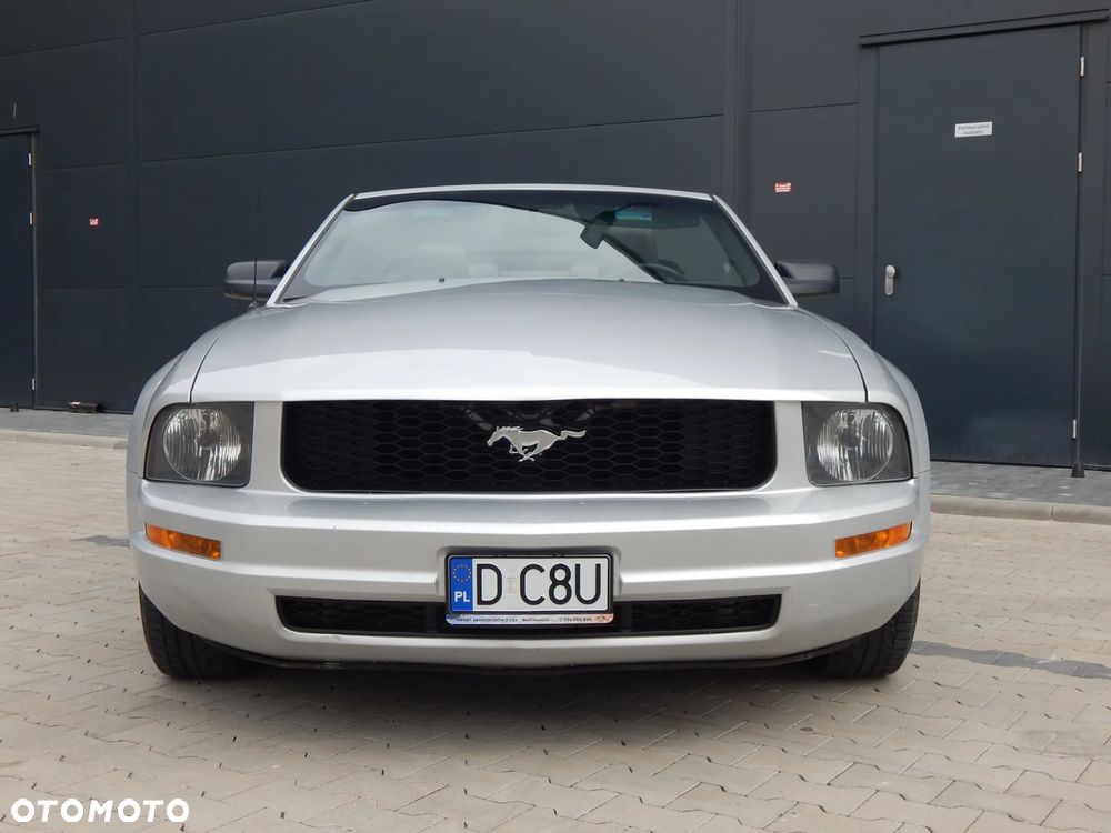 Ford Mustang - 8