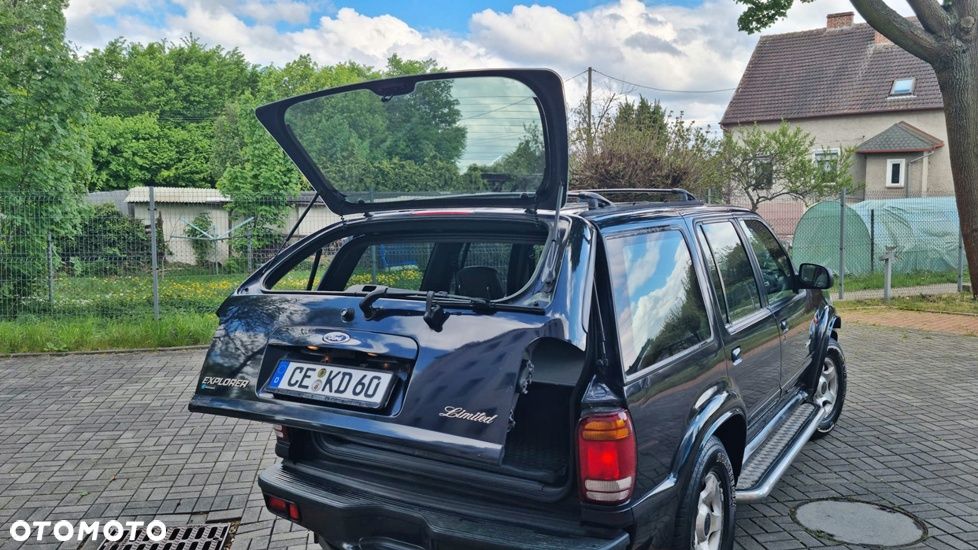 Ford Explorer - 19