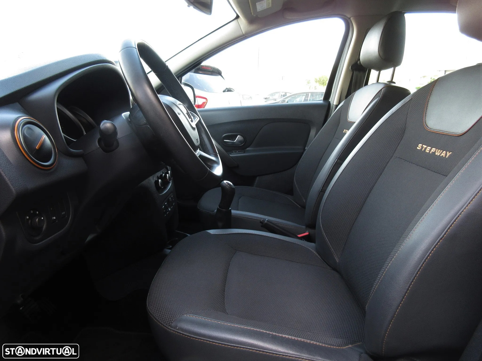 Dacia Sandero 1.5 Blue dCi Stepway - 25