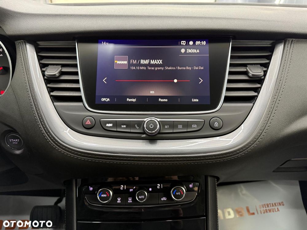 Opel Grandland X 1.6 DStart/Stop Automatik Business INNOVATION - 17