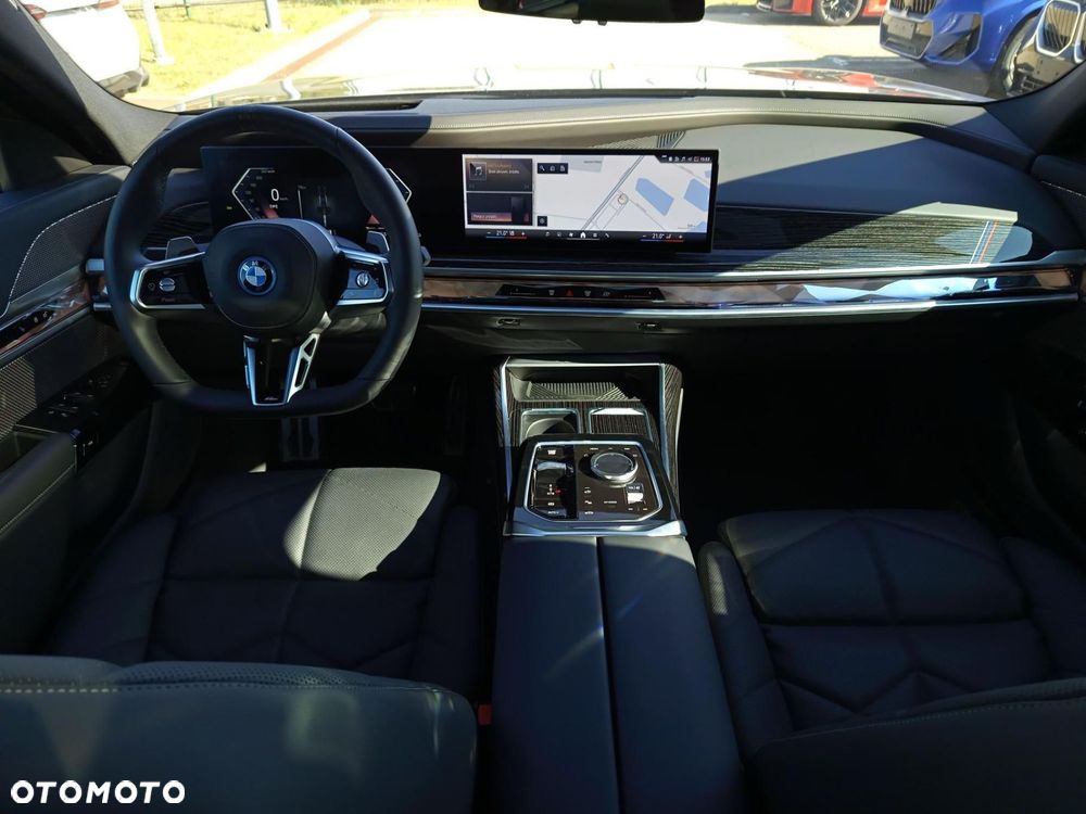 BMW Seria 7 - 15