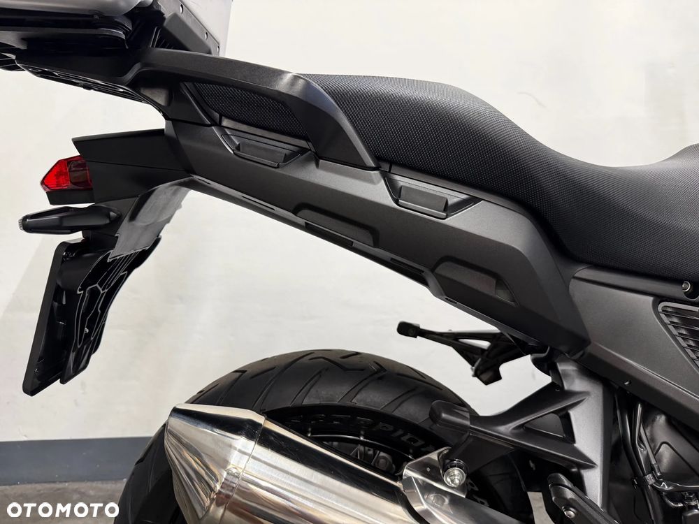 Honda VFR - 37