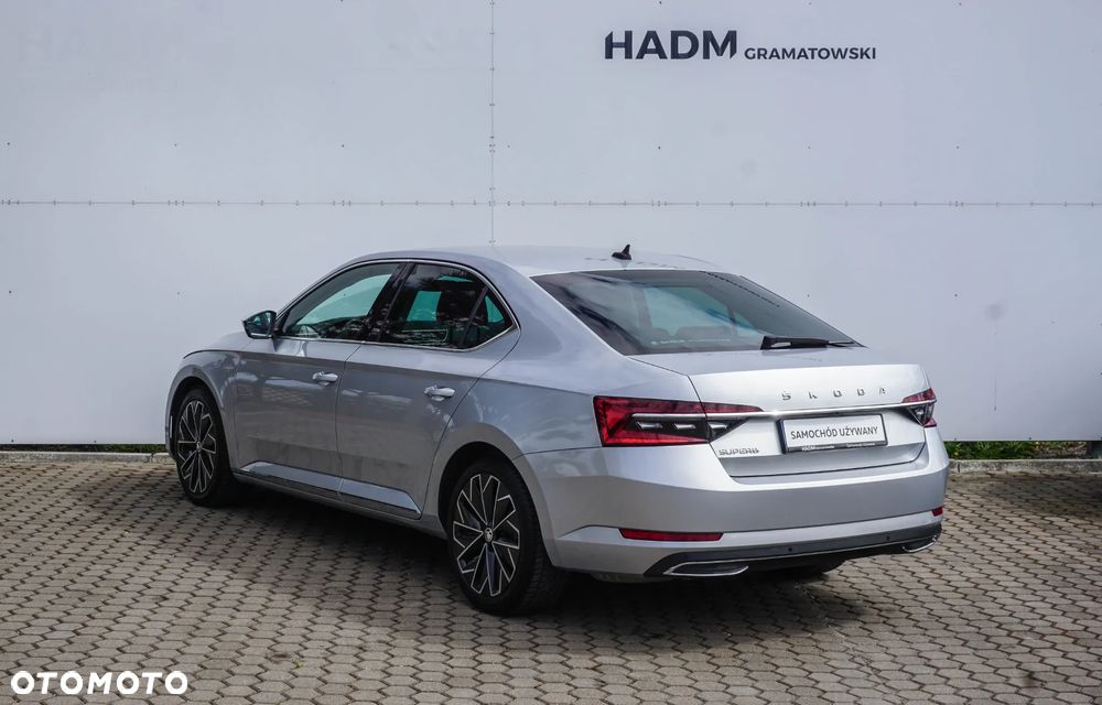 Skoda Superb 2.0 TSI L&K DSG - 6