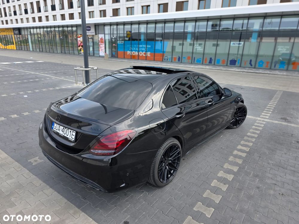 Mercedes-Benz Klasa C AMG 43 4-Matic - 15