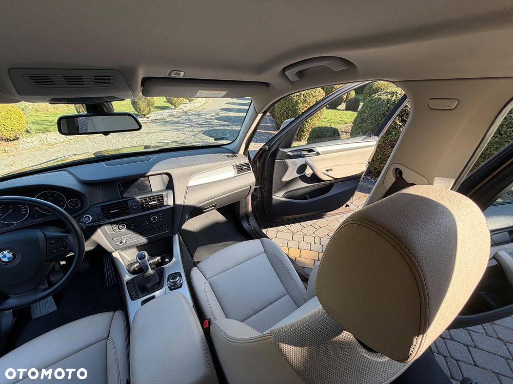 BMW X3 xDrive20d - 28