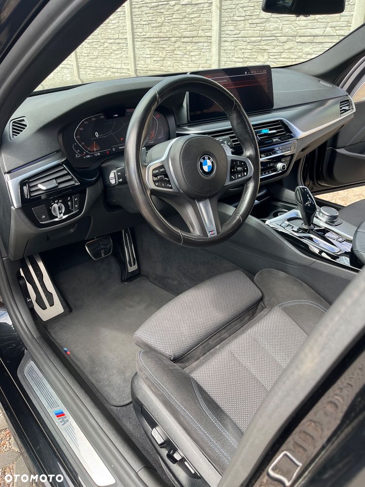 BMW Seria 5 - 16