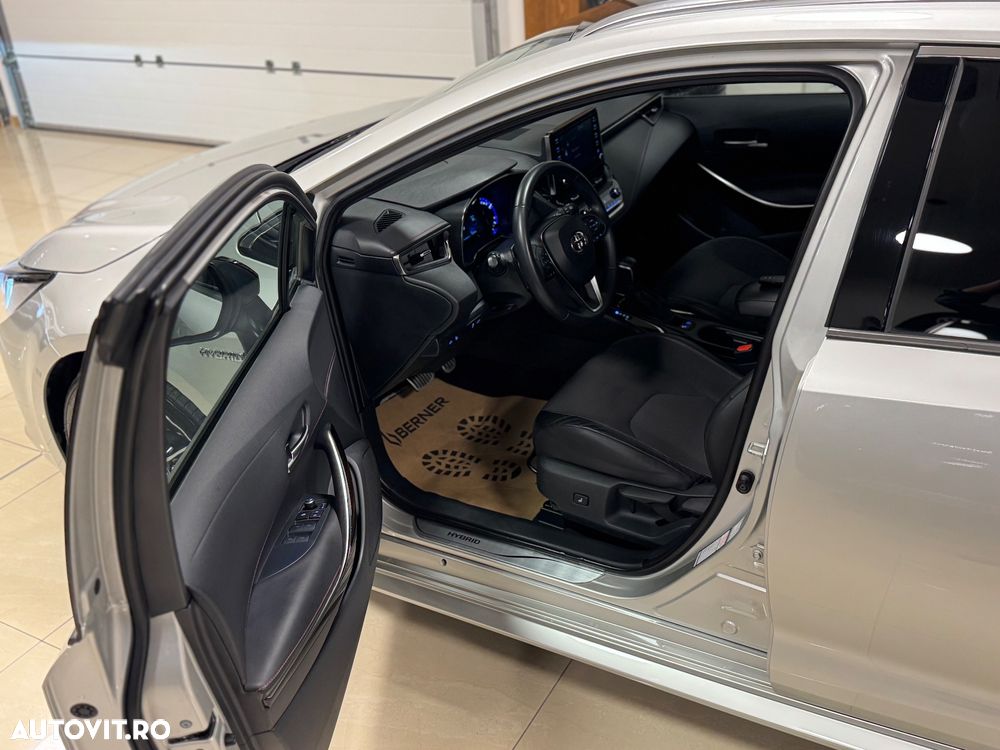 Toyota Corolla - 8