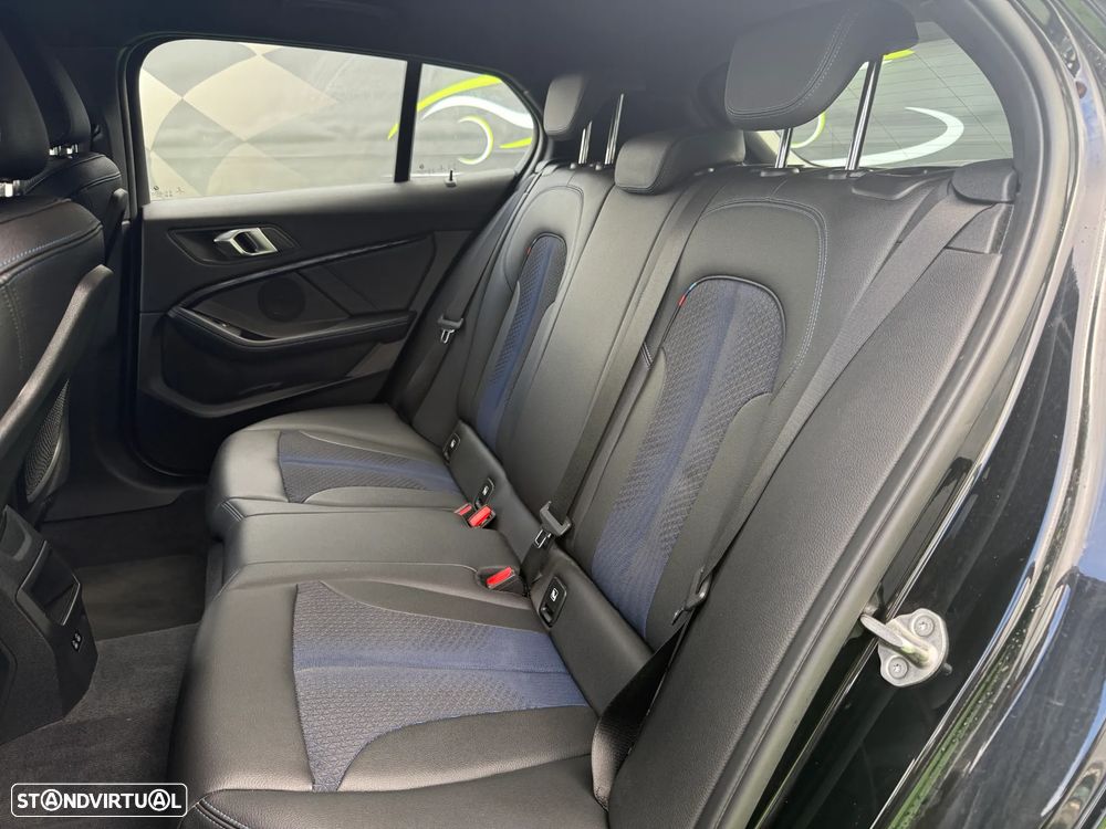 BMW 116 d Pack Desportivo M - 27