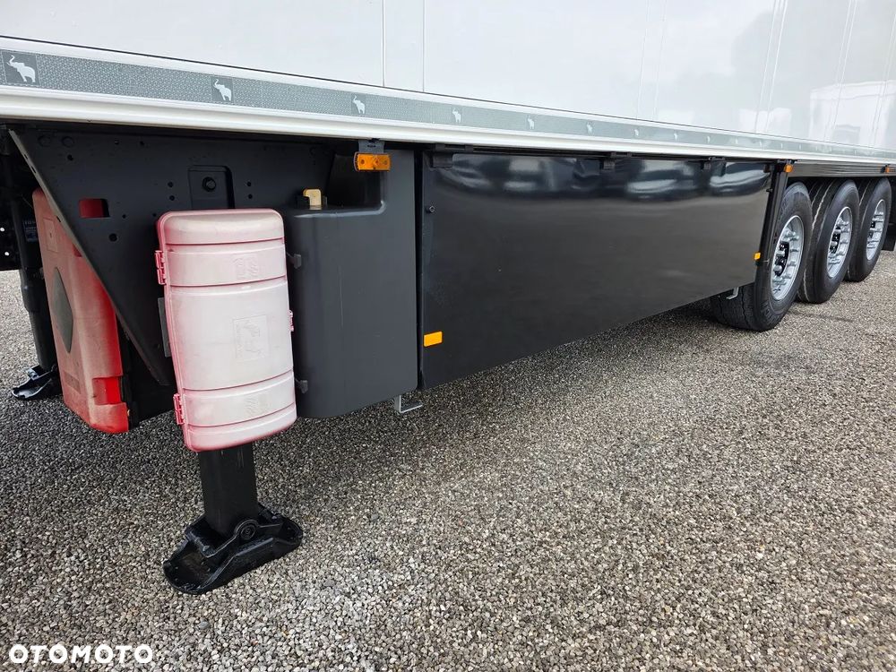 Schmitz Cargobull CHŁODNIA THERMO KING  / ŚCIANA 7 CM / - 16