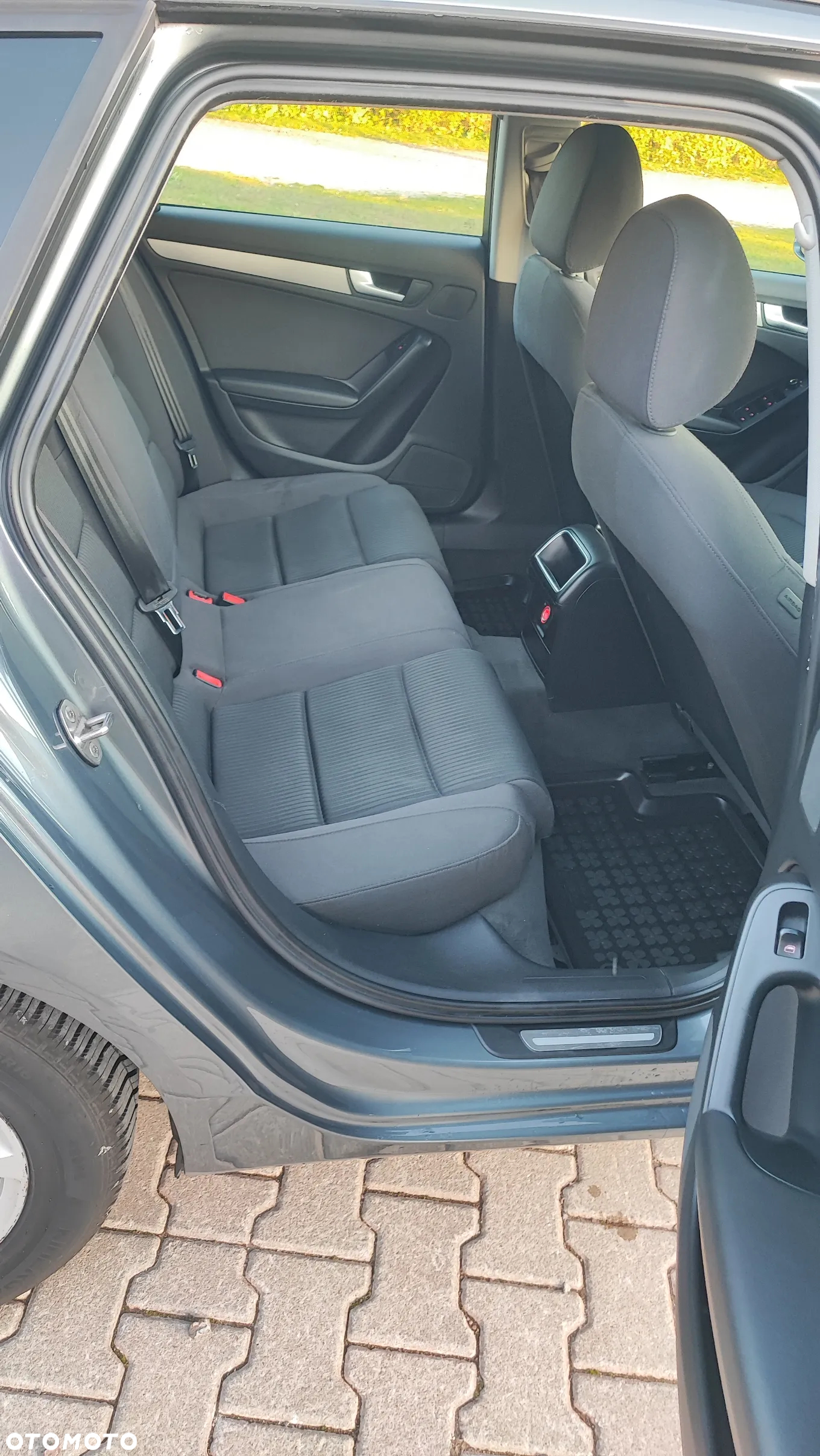 Audi A4 2.0 TDI - 9