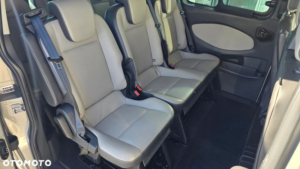 Ford Tourneo Custom 2.0 TDCi L2 Titanium - 12