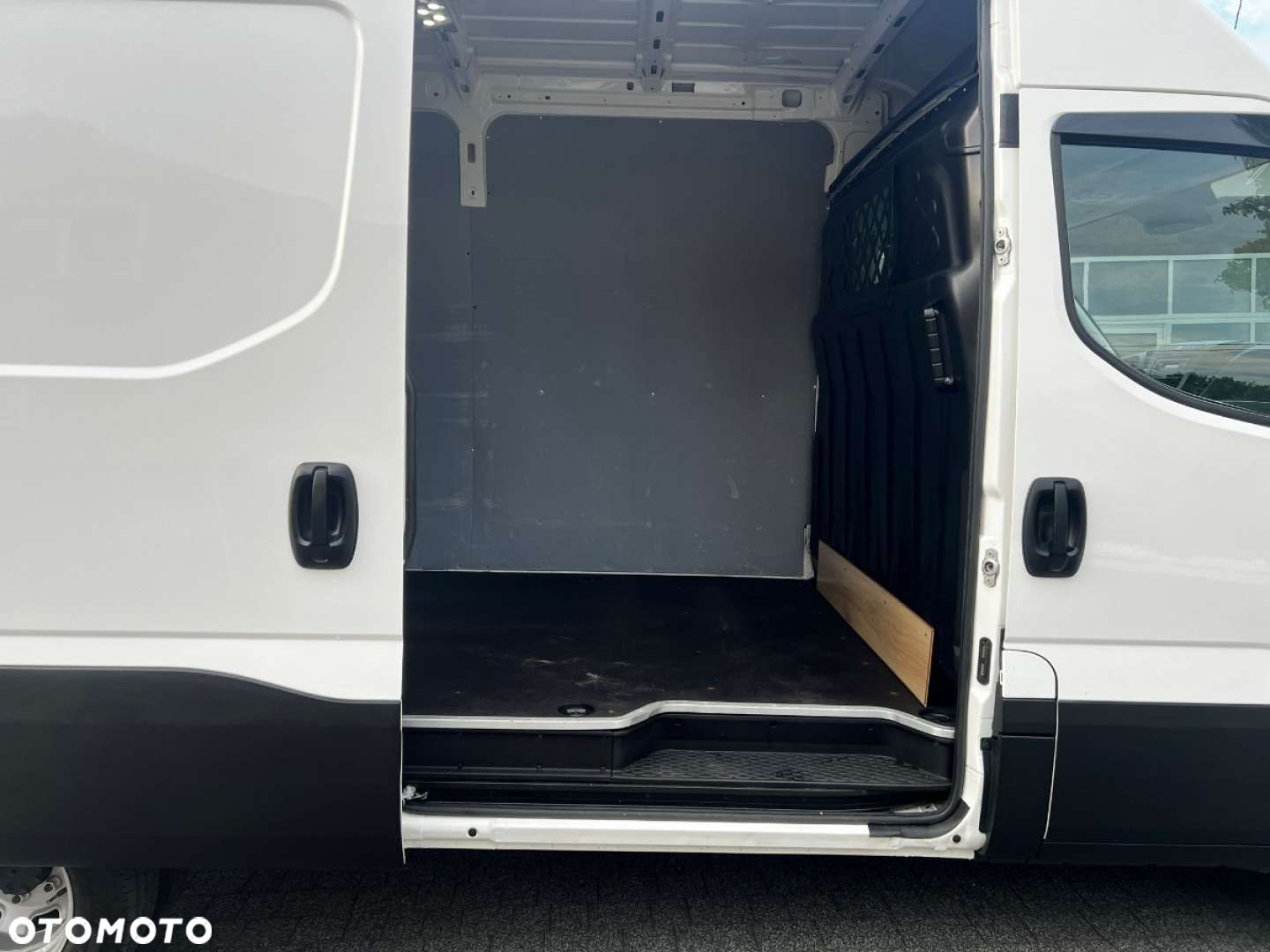 Iveco Daily - 33