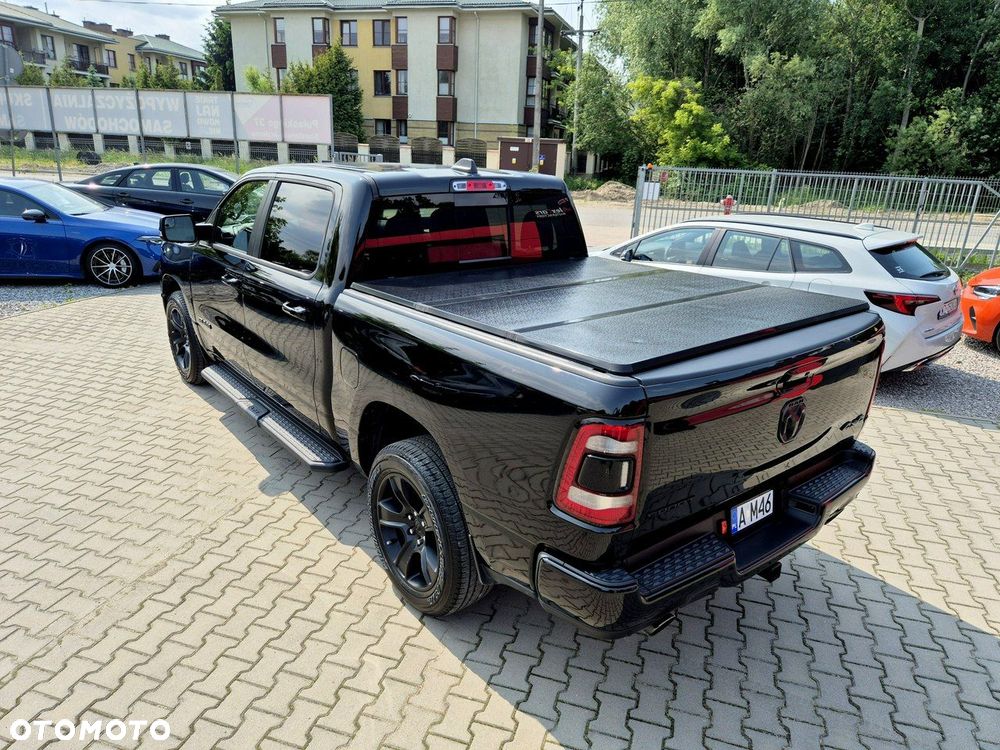 RAM 1500 Crew Cab Sport - 14