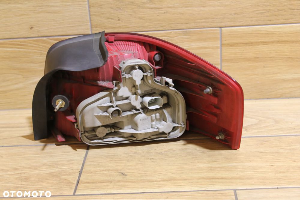 Lampa Lewa Tył Audi A3 8P    8p0945095020s - 2