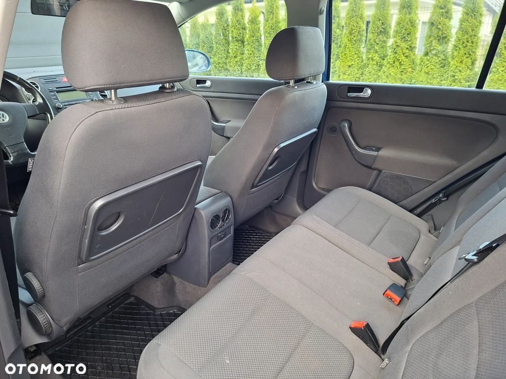 Volkswagen Golf - 14