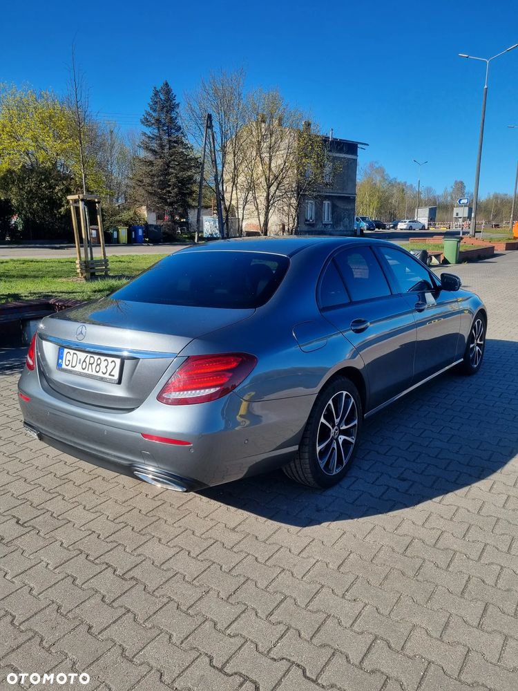 Mercedes-Benz Klasa E 220 d 9G-TRONIC Avantgarde - 5