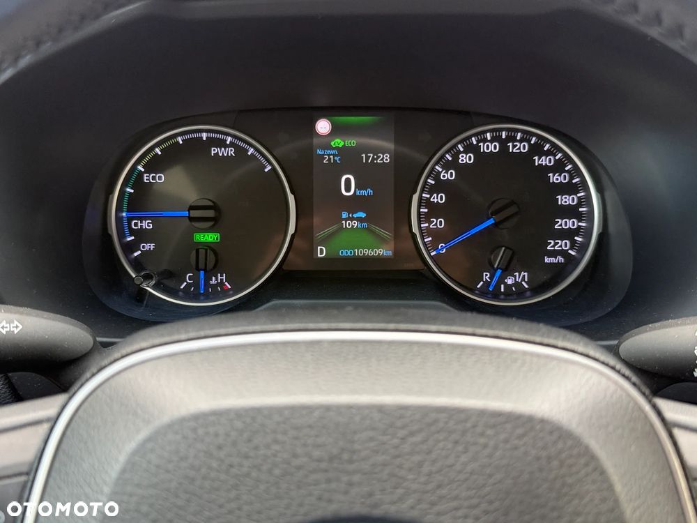 Toyota RAV4 - 18