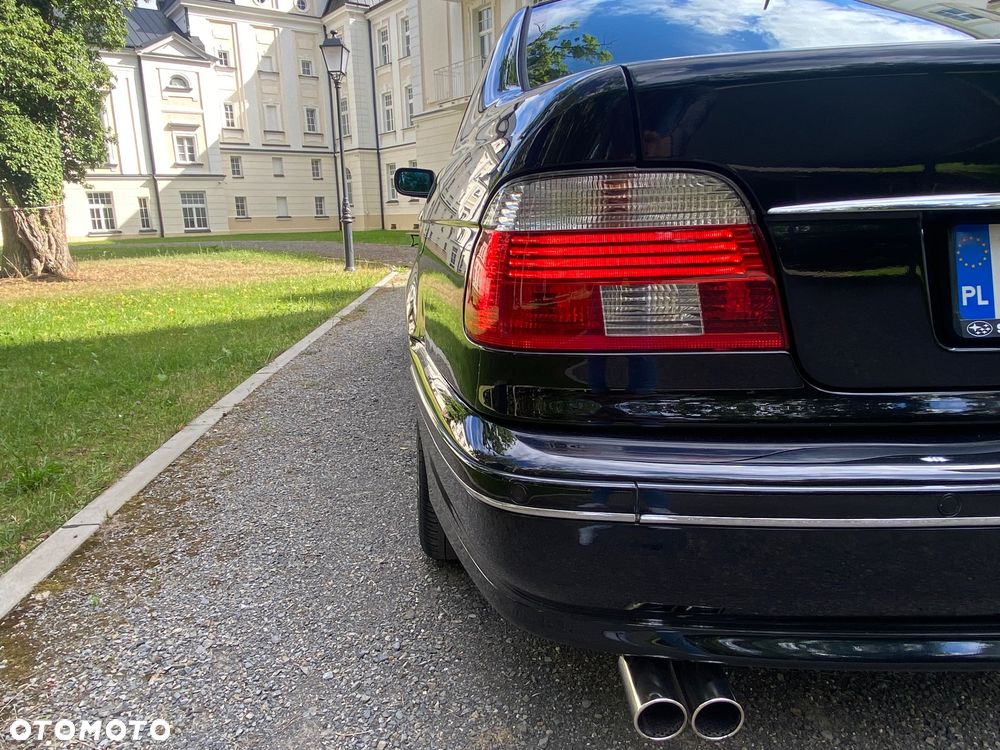 BMW Seria 5 525i - 11